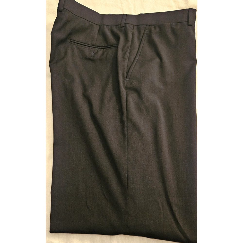 Tommy Hilfiger Men's Black Pants Size 40 W x34 L Dress Pants Trousers
